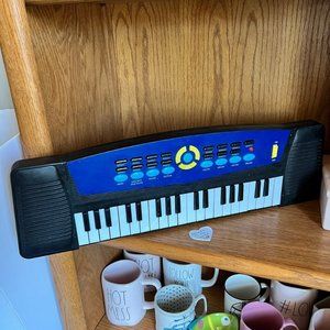 BATTERY OPERATED PLAY KIDS KEYBOARD STARTED ELECTRIC PISNO KEYBOARD MUSICAL INST